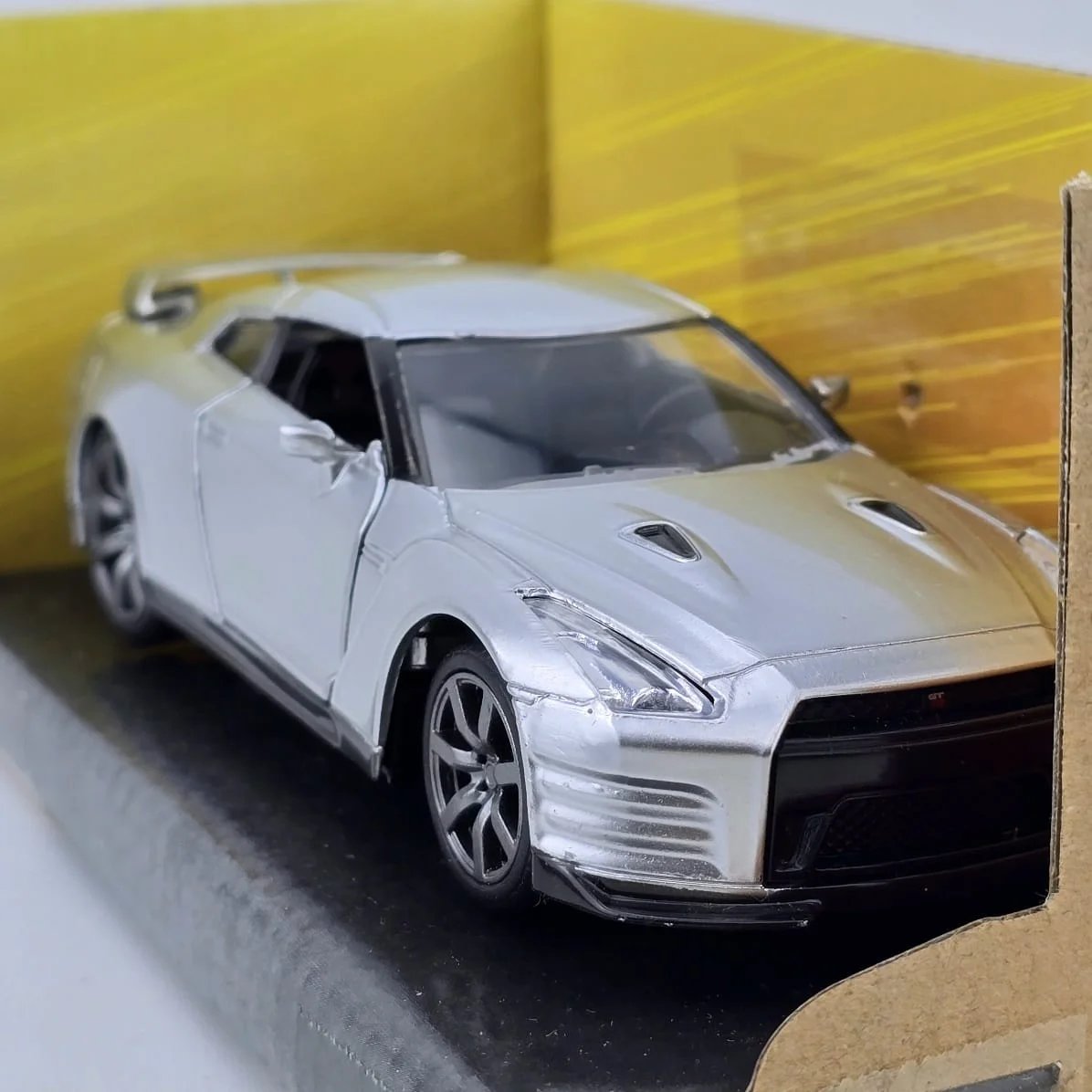Coche de juguete Fast & Furious 1:32 - imagen 2