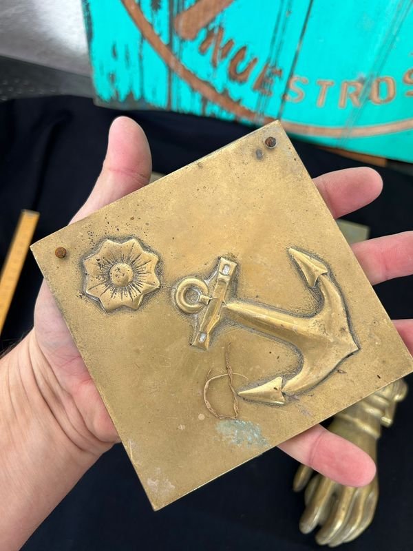 Mosaicos de bronce antiguos y llamador en buen tamaño - imagen 5