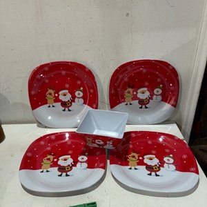 Lote anterior: Set de Platos Navideños de Melamina con Diseño de Santa Claus y Muñeco de Nieve