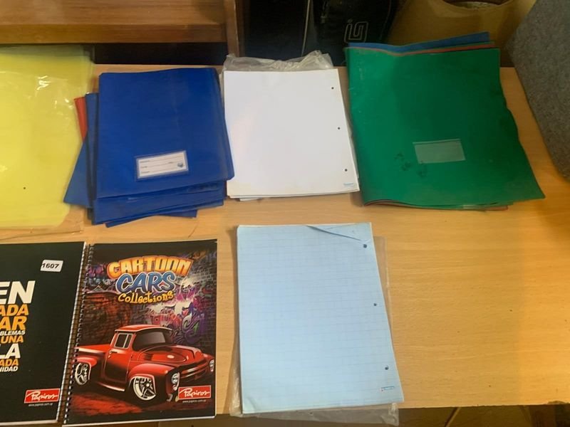 Gran lote de materiales de escritorio - imagen 2
