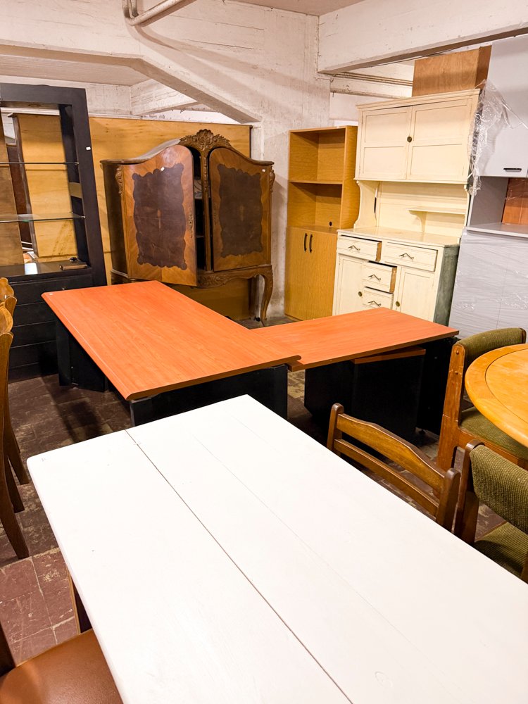 Muebles de Oficina y Hogar: Escritorios, Placard y Mesa