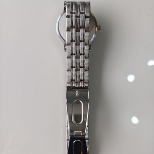 Reloj Orient Cuarzo Acero Inoxidable Esfera Blanca con Fecha - imagen 5