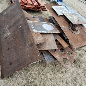 Lote siguiente: Lote de Planchas de Metal Variadas