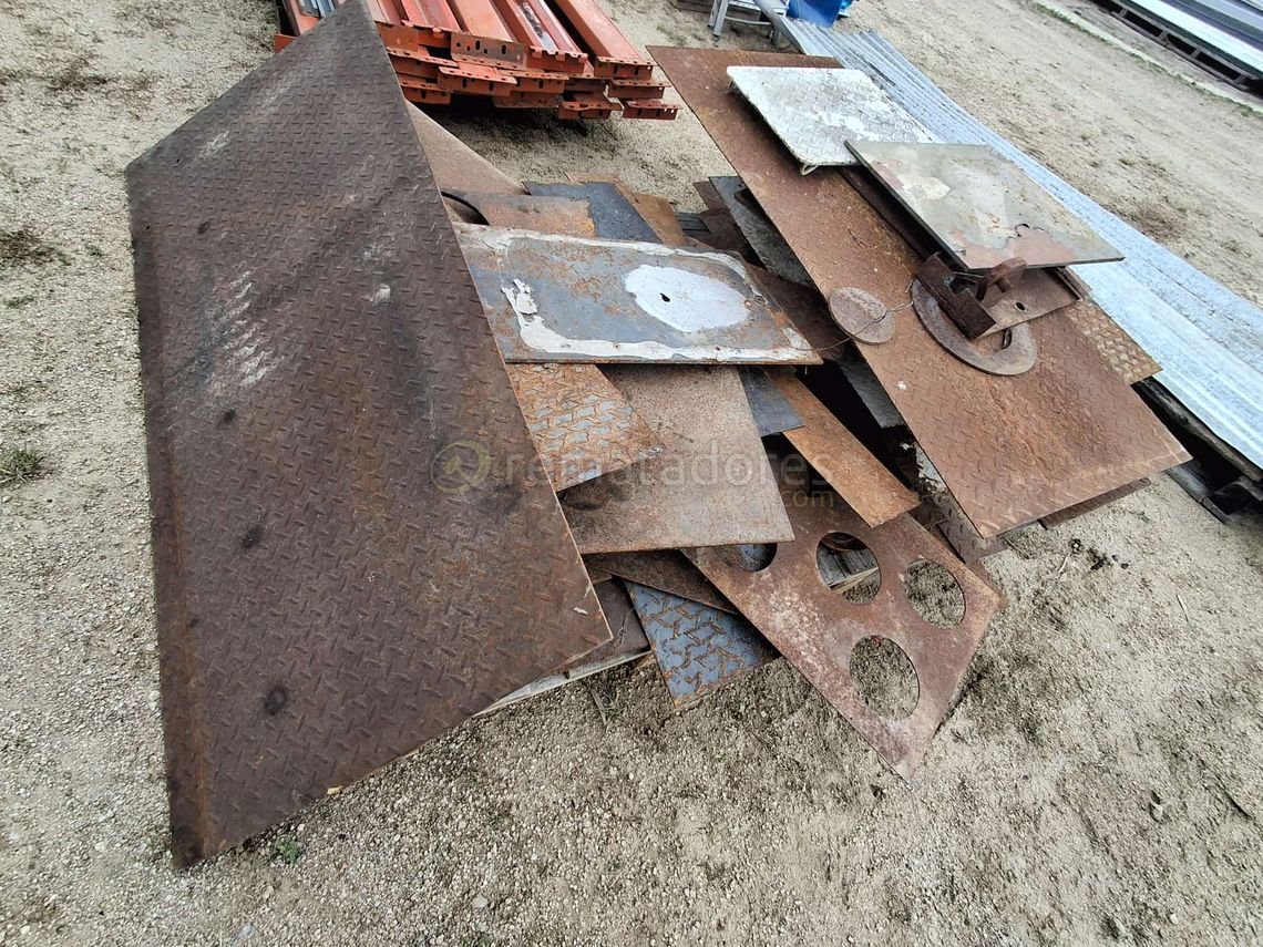 Lote de Planchas de Metal Variadas