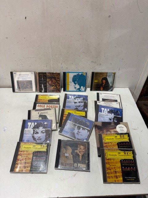 Lote de CDs de Música Clásica y Jazz