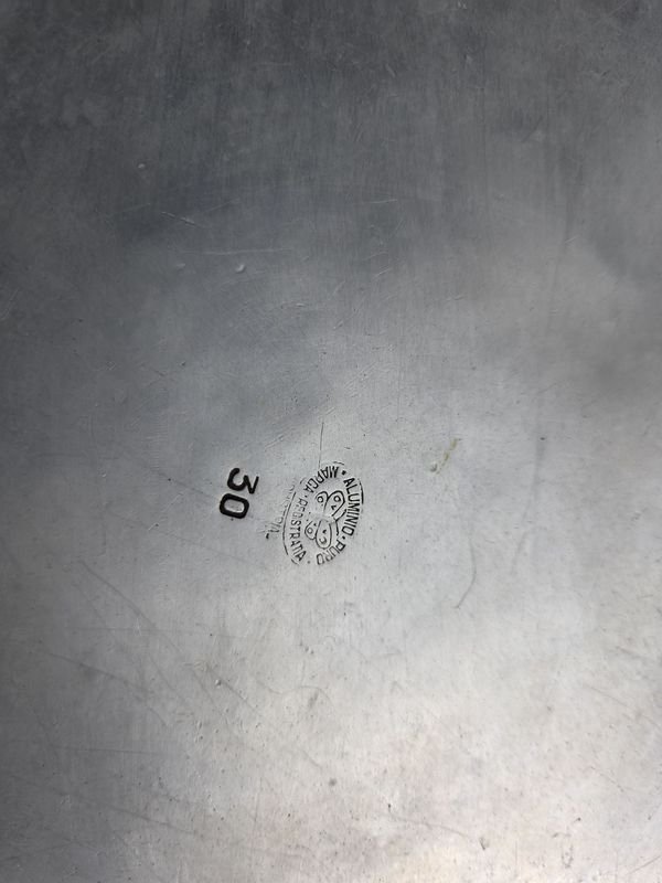 Tres ollas de aluminio grandes con tapa - imagen 7