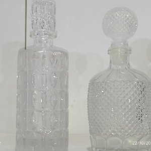 4 Licoreras Botellones Cristal Labrado Diseños Variados con Tapones - imagen 5