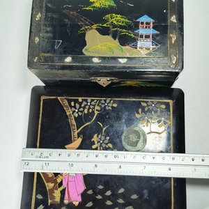 Lote siguiente: Par de Cajas Estilo Oriental, Una con Interior Forrado para Joyero