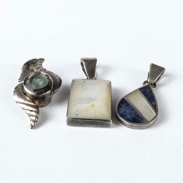 Pulseras de plata con diseño azul y blanco - imagen 2