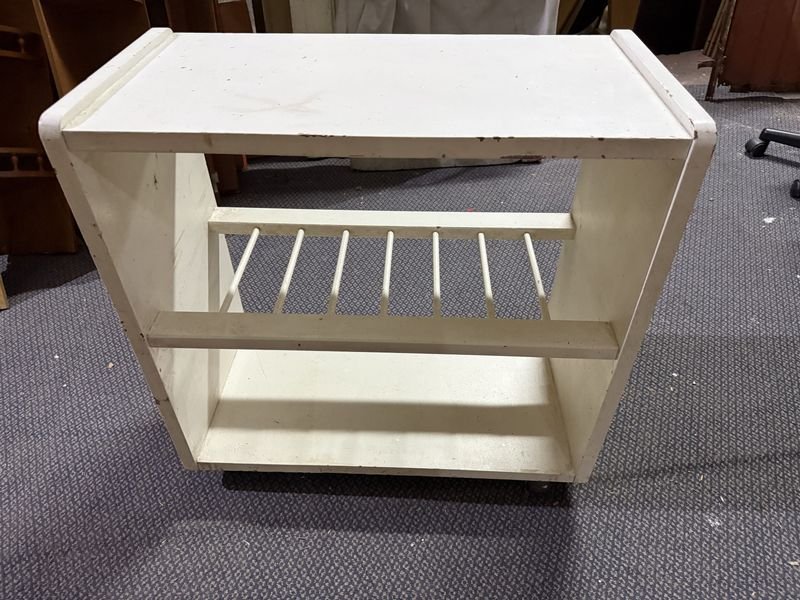 Mesa auxiliar con ruedas para el hogar - imagen 5