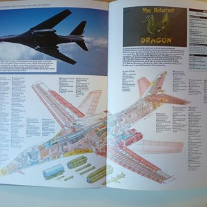 Libro "Anatomía de Aviones y Helicópteros Militares Modernos" - Dibujos Técnicos - imagen 4