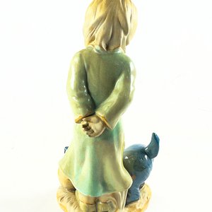 Figura de Porcelana: Niño con Perro y Pelota, 42 cm - imagen 4