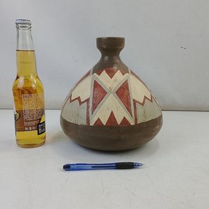 Jarra Decorativa Botijo Cerámica Esmaltada y Pintada a Mano T. Santos - imagen 3