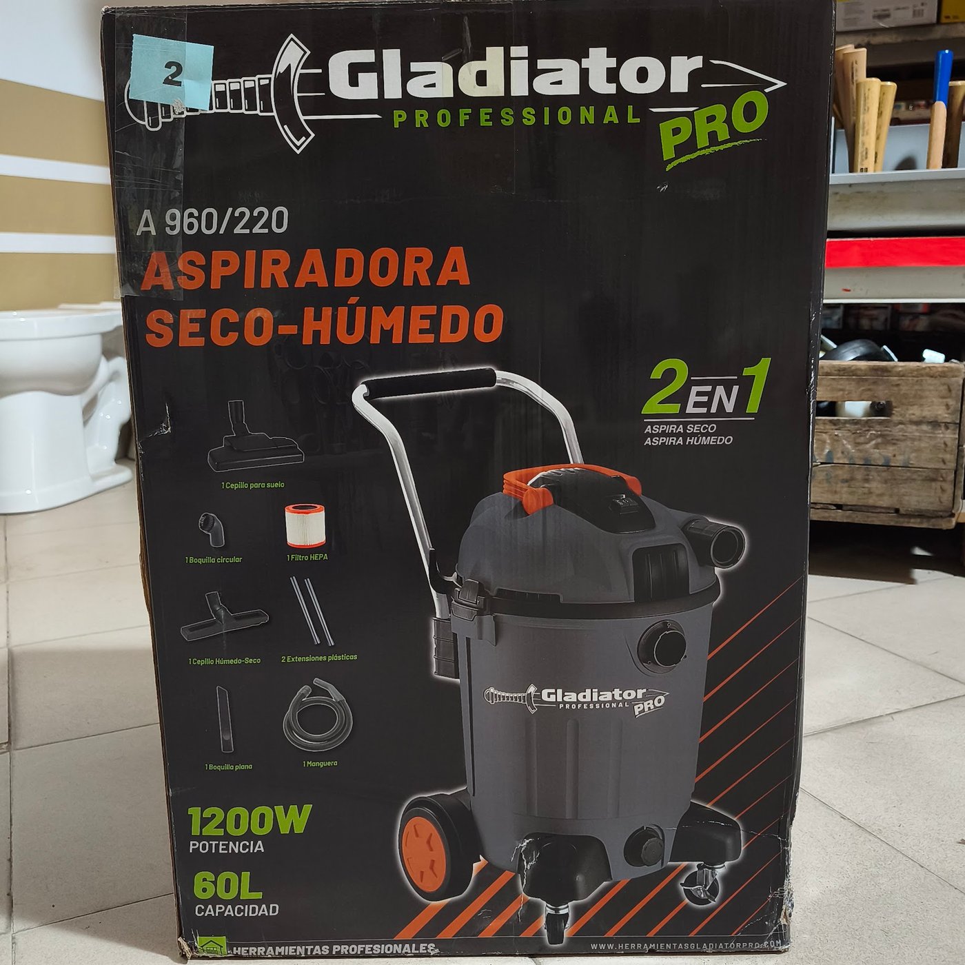 Aspiradora Gladiator Pro Seco y Húmedo 1200W 60L