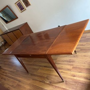 Juego de Comedor de Madera: Mesa Extensible y 6 Sillas Tapizadas - imagen 7