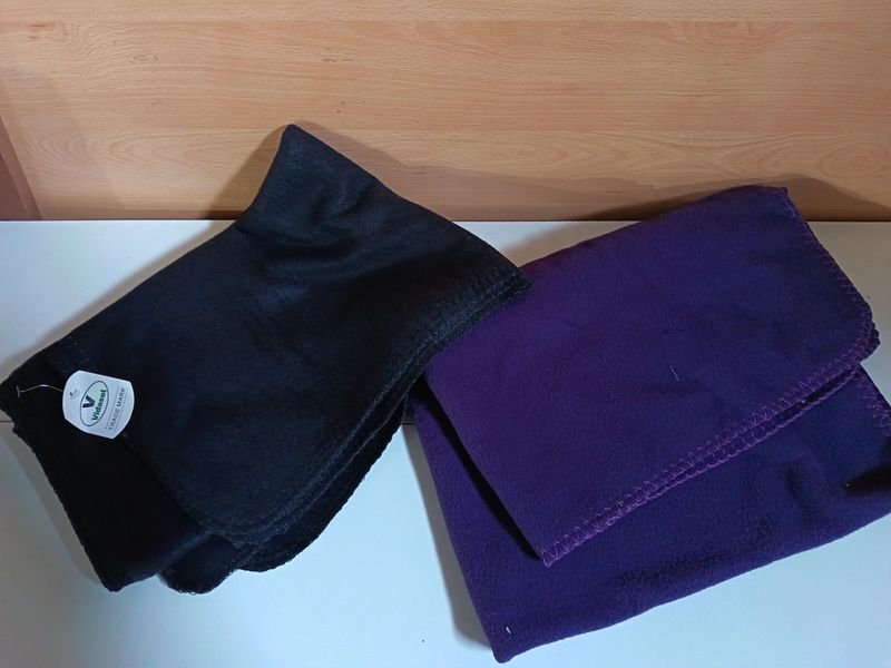 Par de Mantas para Bebé de Polar - Violeta y Negra
