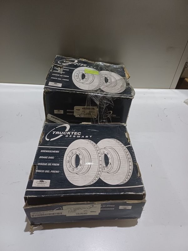 2 Juegos de Discos de Freno Trasero Trucktec para VW Golf y Passat