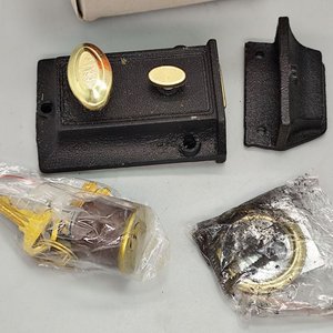 Cerradura Exterior de Hierro Fundición Danzi Men Suo con Llaves - imagen 2