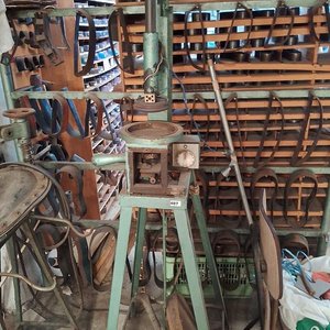 Lote siguiente: Máquina para Moldear Raspines de Calzado