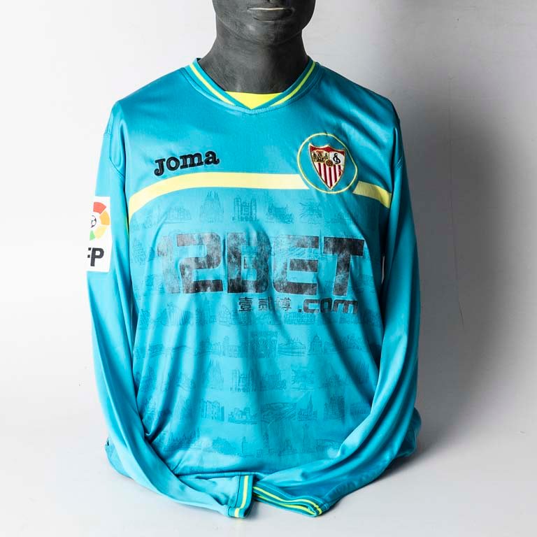 Lote anterior: Camiseta de Sevilla FC de segunda equipación Joma