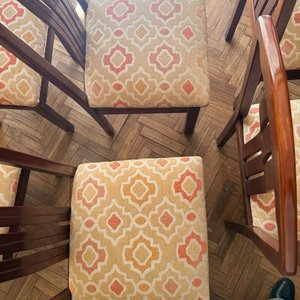 Juego de 8 Sillas Tapizadas de Madera Estilo Clásico - imagen 7