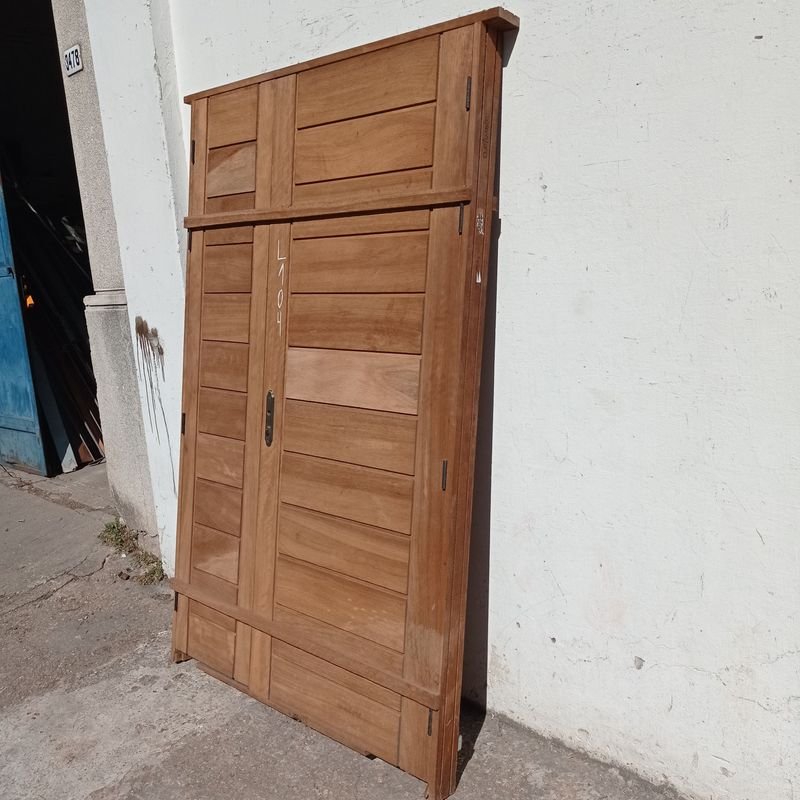 Puerta exterior en cedro, nueva y sin uso - imagen 2