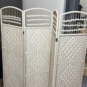 Lote siguiente: Biombo Divisorio Blanco Plegable