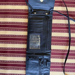 Lote de Bolsos y Sombrero de Ala Ancha Artesanal - imagen 12