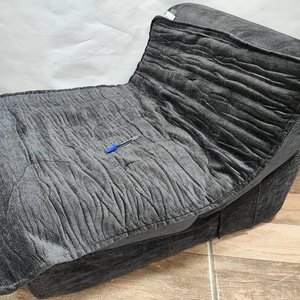 Lote siguiente: Sillón Cama de Espuma Viscoelástica de Una Plaza, Gris y Negro con Funda