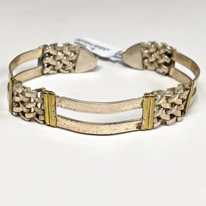 Pulsera Ancha de Plata con Detalles Dorados - imagen 3
