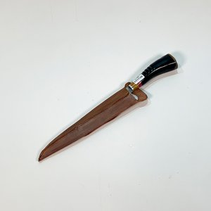Cuchilla "Touro Solingen" con Lomo Dentado, Cabo Negro y Vaina de Cuero - imagen 1