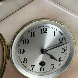 Reloj de Mesa Art Decó en Mármol y Bronce - imagen 4
