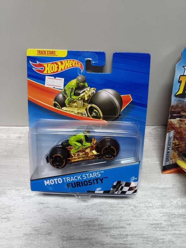 Item 896409 - Image 1