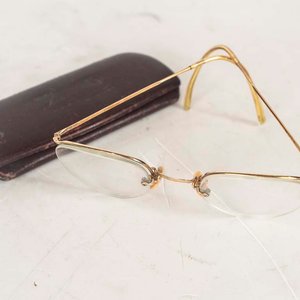 Lentes de Ver Enchapados con Estuche Vintage - imagen 2