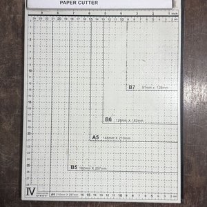 Guillotina de Papel con Mango Negro y Medidas - imagen 7