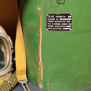 Casco Soviético Presurizado GSH-6 para Vuelos Estratosféricos con Contenedor Original - imagen 12