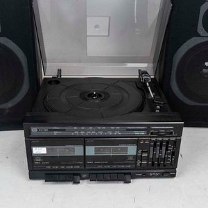 Equipo de Sonido CCE con Tocadiscos y Doble Cassette, Incluye 2 Parlantes - imagen 2