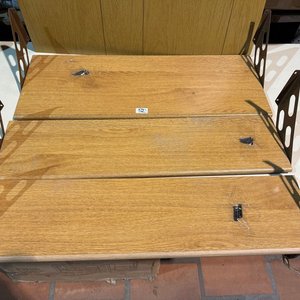 Lote de 5 Estantes de Madera con Soportes Metálicos - imagen 5