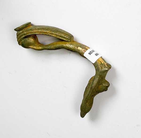 Lote siguiente: Insignia de bronce para auto, dama desnuda