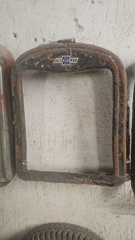 Marco de Parrilla Chevrolet Antiguo