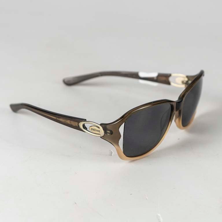 Par de lentes de sol con marco dorado - imagen 2