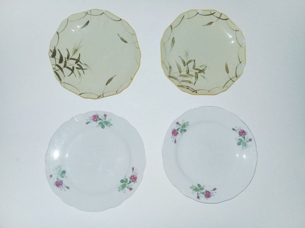 Platos de cocina con diseños florales y octogonales - imagen 1