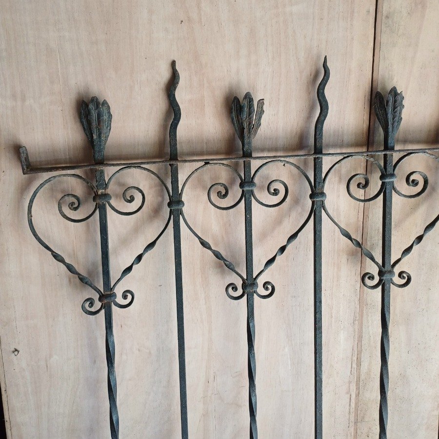 Puerta de hierro antigua para decoración - imagen 3