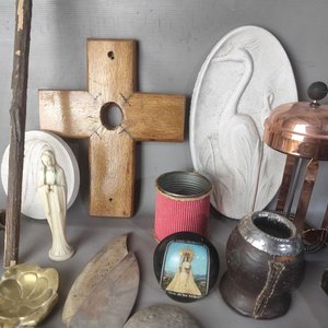 Lote de Varios Objetos Decorativos y Religiosos - imagen 2