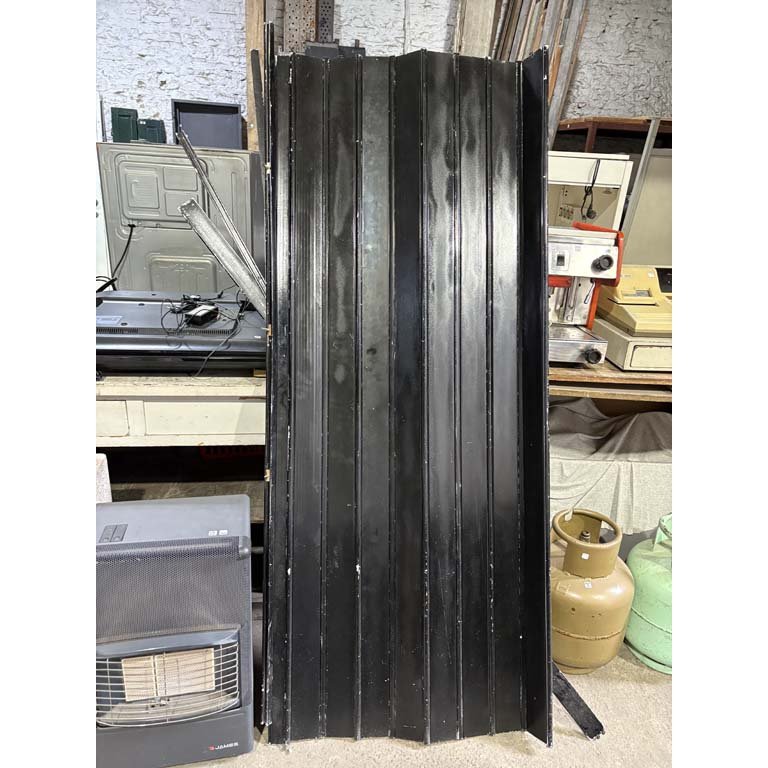 Lote siguiente: Mampara de PVC enrollable de 95 x 206 cm