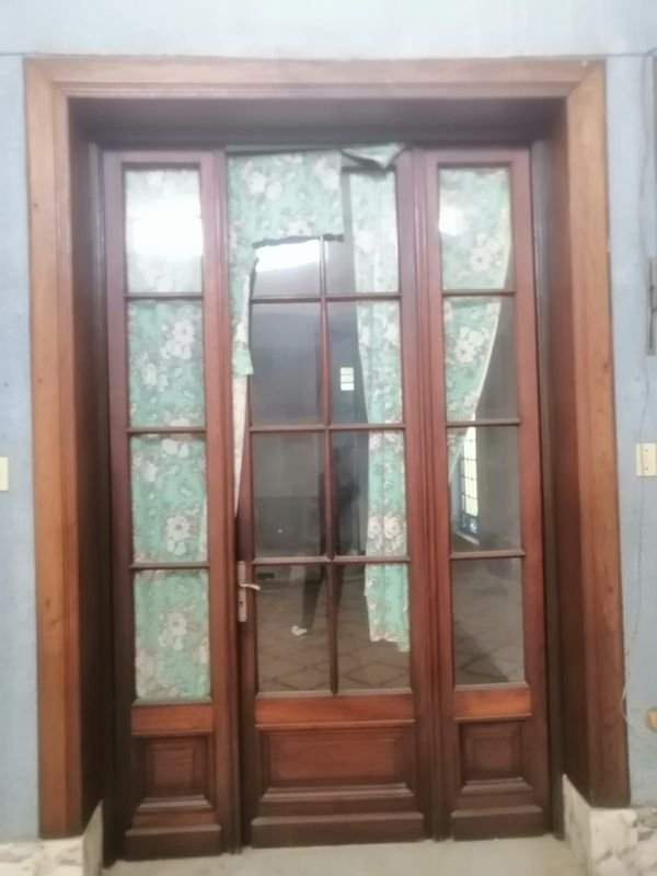 Item 863005 - Image 0