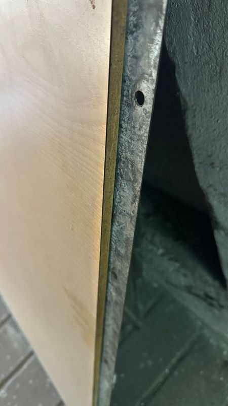 Panel de madera con marco metálico y fondo de chapa - imagen 7