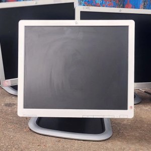 Lote siguiente: Lote de 5 Monitores HP Compaq LA1751g