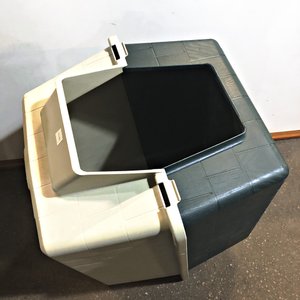 Casa para Mascotas Plástica Resistente - imagen 3
