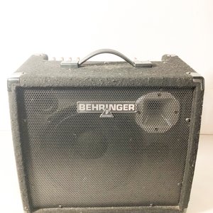 Amplificador de Bajo Behringer Ultratone K1800FX - imagen 2